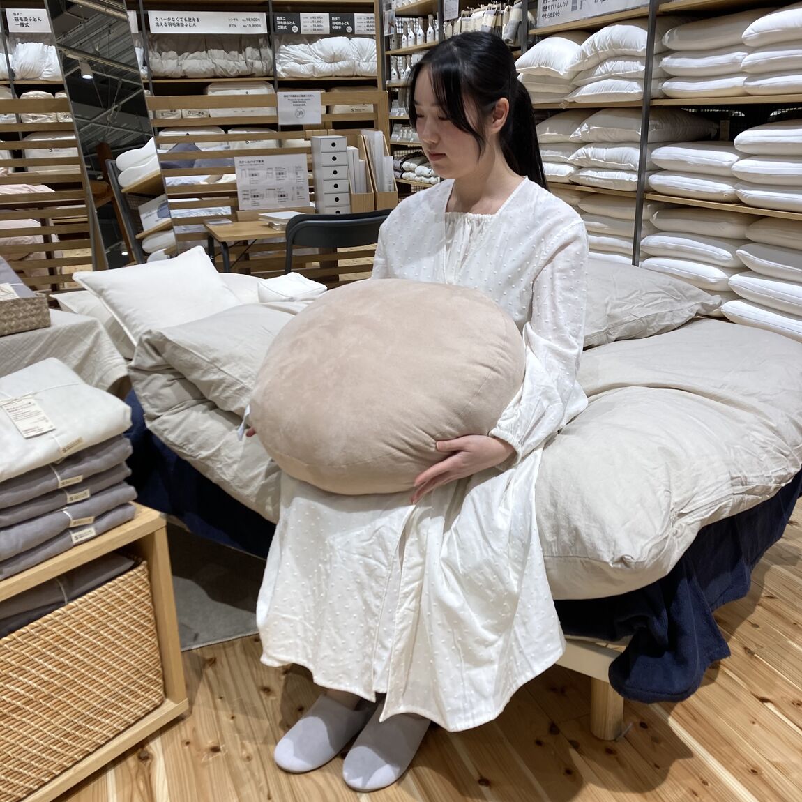コープさっぽろ岩見沢南】軽やかに着こなすドッドドビー｜ 無印良品